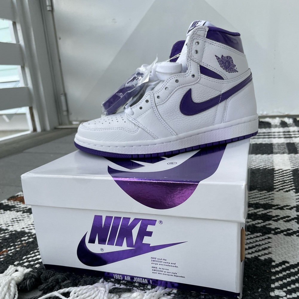 Nike Jordan 1 Retro High Court Purple Size: 5 WMNS